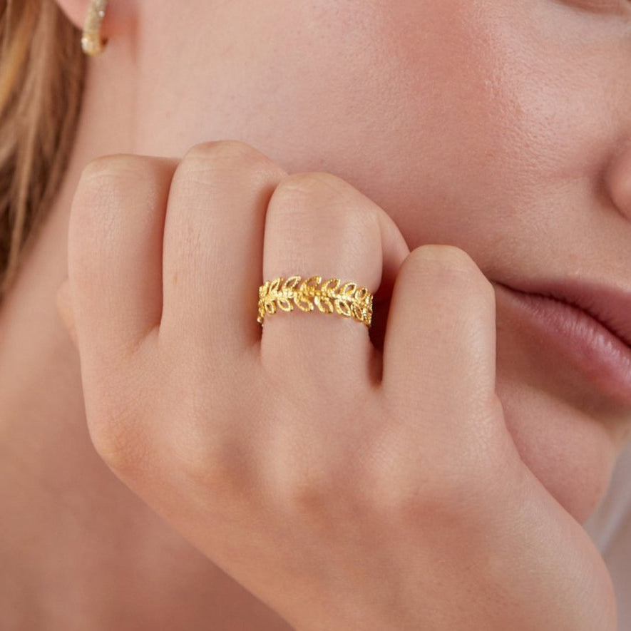 Gold Adjustable Leaf Ring for Women, PVD Coated - Hypoallergenic, Waterproof, Elegant Design