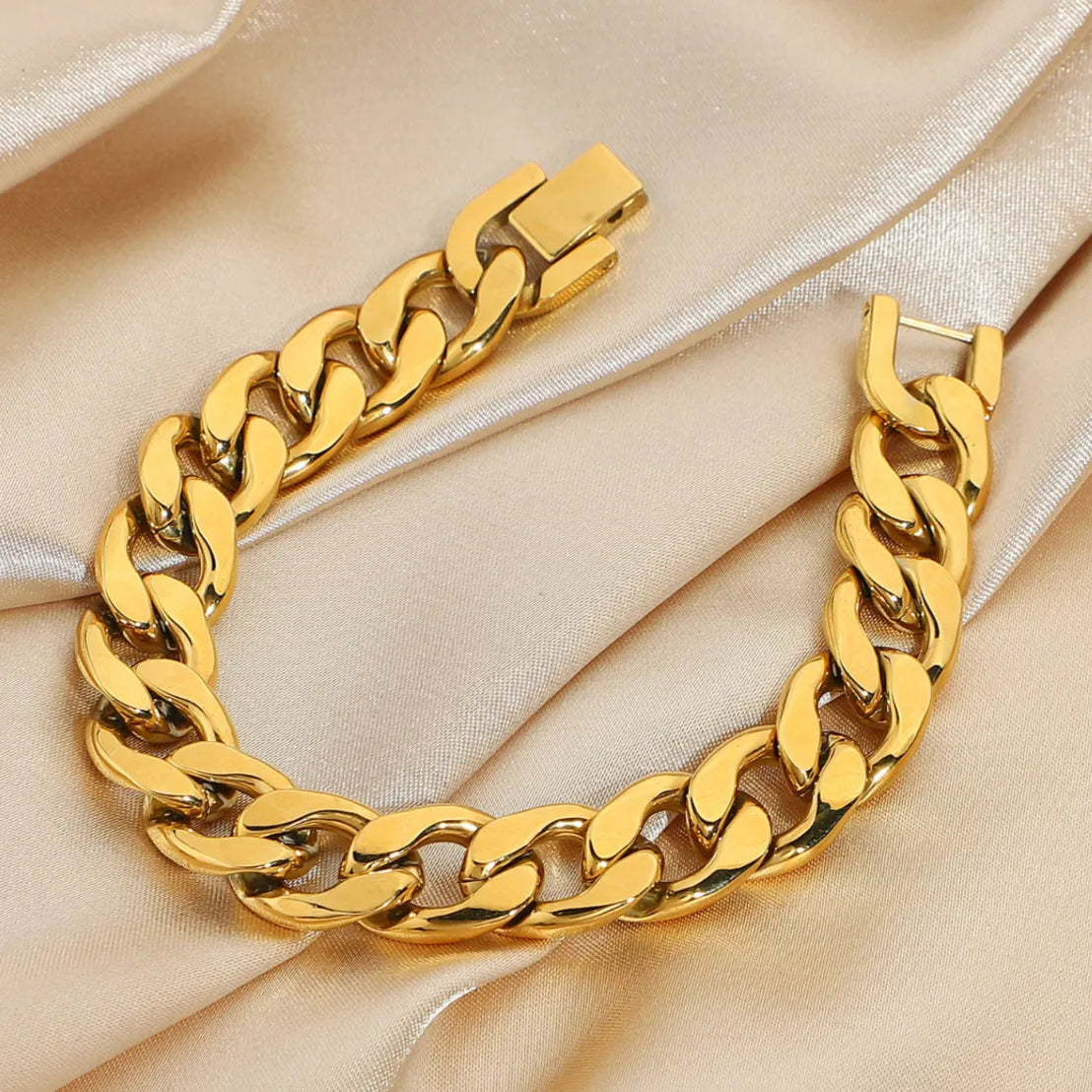 Gold Chain Bracelet for Women – 18k Plated Wide Link, Stainless Steel, Hypoallergenic