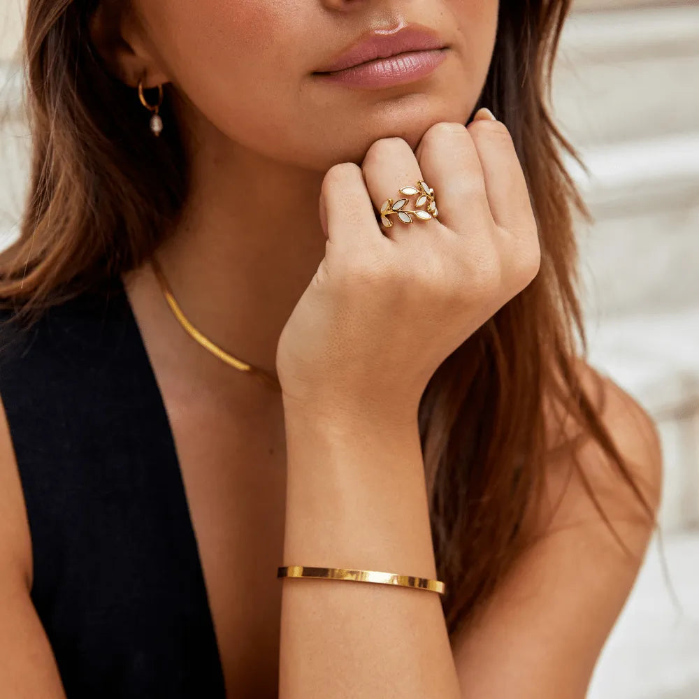 Gold Leaf Ring for Women – Adjustable 18k Plated Band, Hypoallergenic & Waterproof