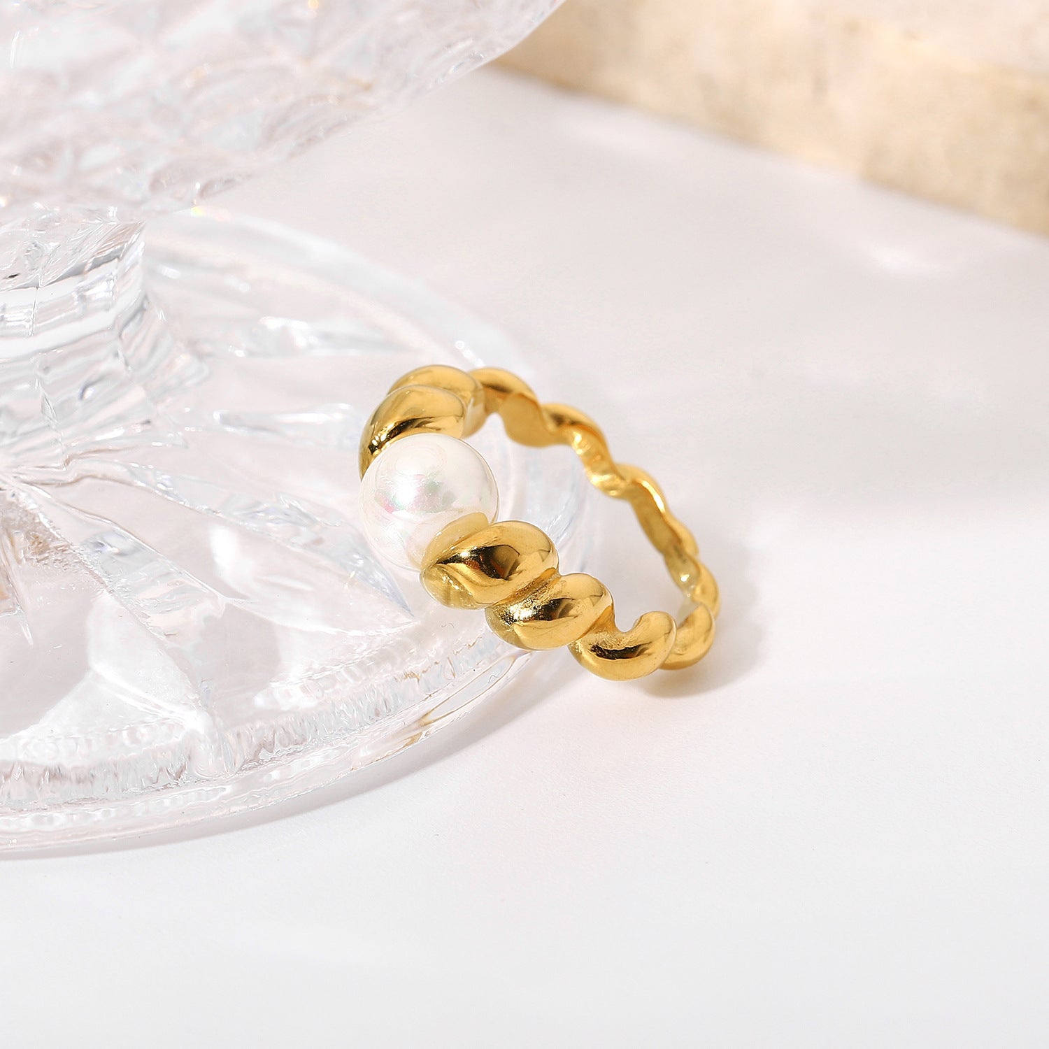 Gold Pearl Ring for Women – 18k Plated Hypoallergenic Band, Elegant Design