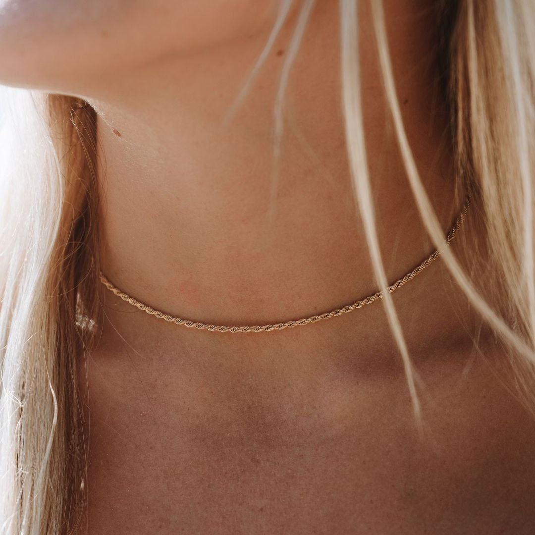 Gold Rope Chain Necklace for Women – 18k Plated Stainless Steel, Hypoallergenic & Waterproof
