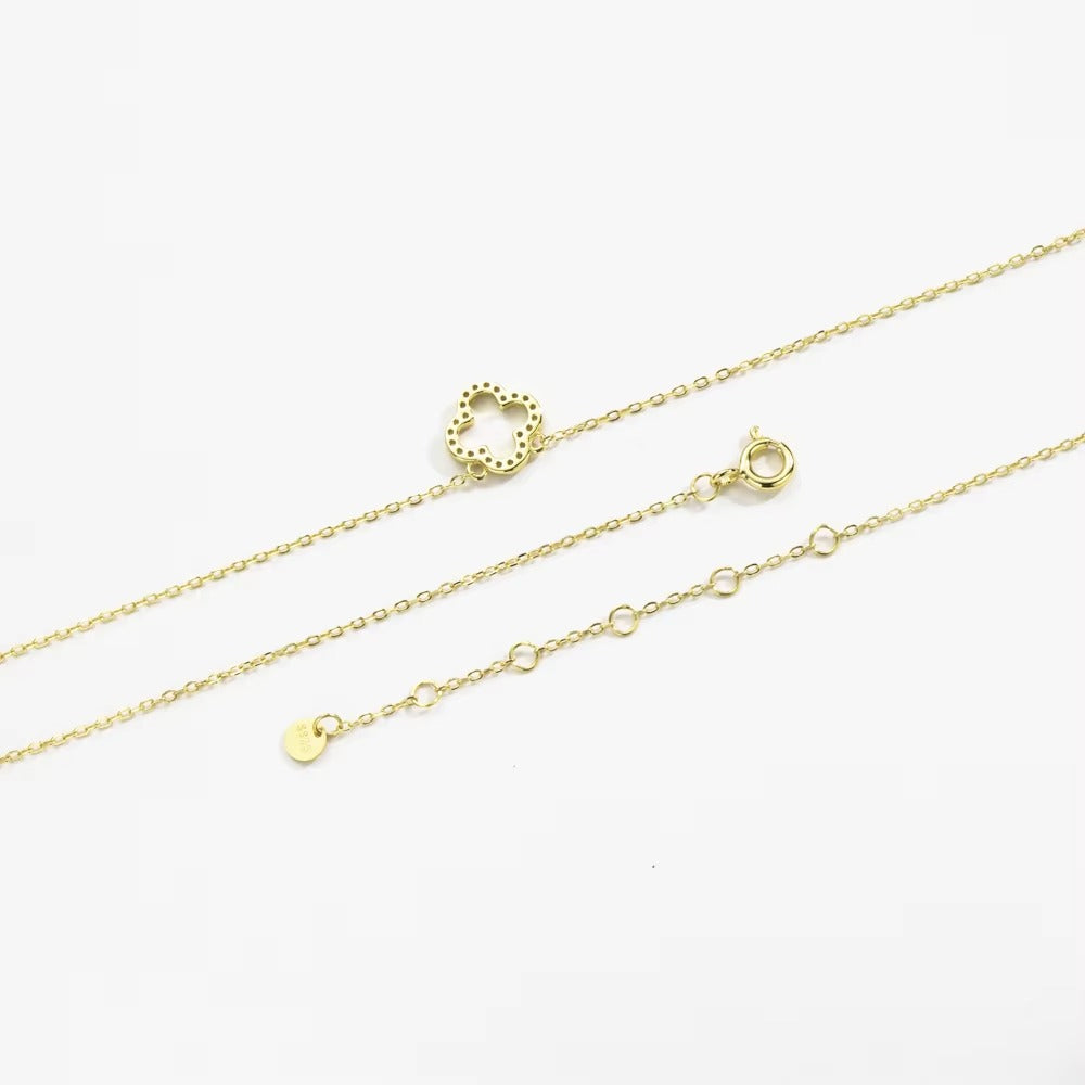 Gold & Silver Clover Pendant Necklace – 14k Plated Stainless Steel, 40cm Chain
