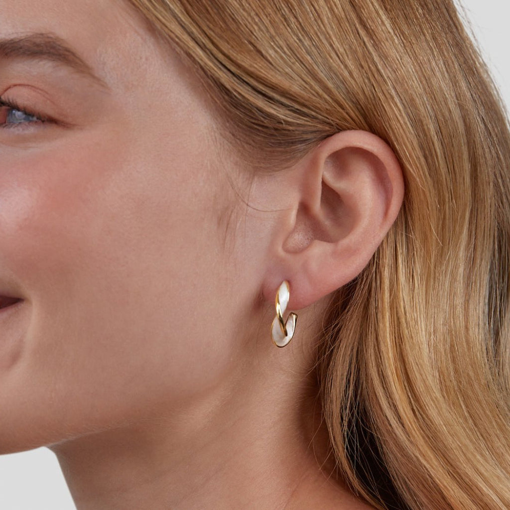 Gold Twist Hoop Earrings for Women – 18k Plated, Hypoallergenic & Waterproof