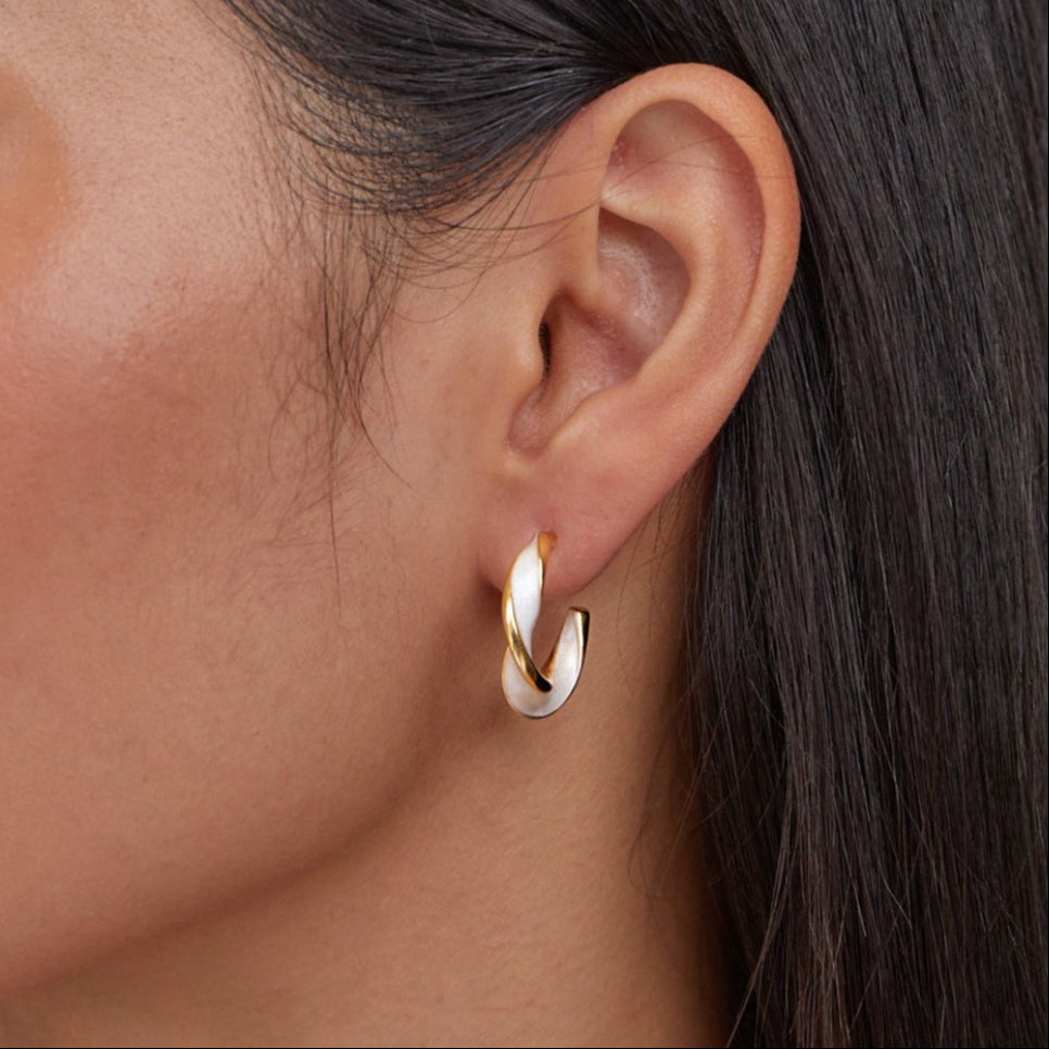 Gold Twist Hoop Earrings for Women – 18k Plated, Hypoallergenic & Waterproof