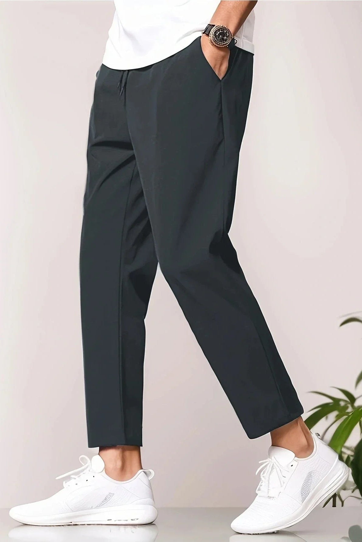 Men’s Lightweight Tapered Trousers – Smart-Casual Fit for Everyday Comfort and Style