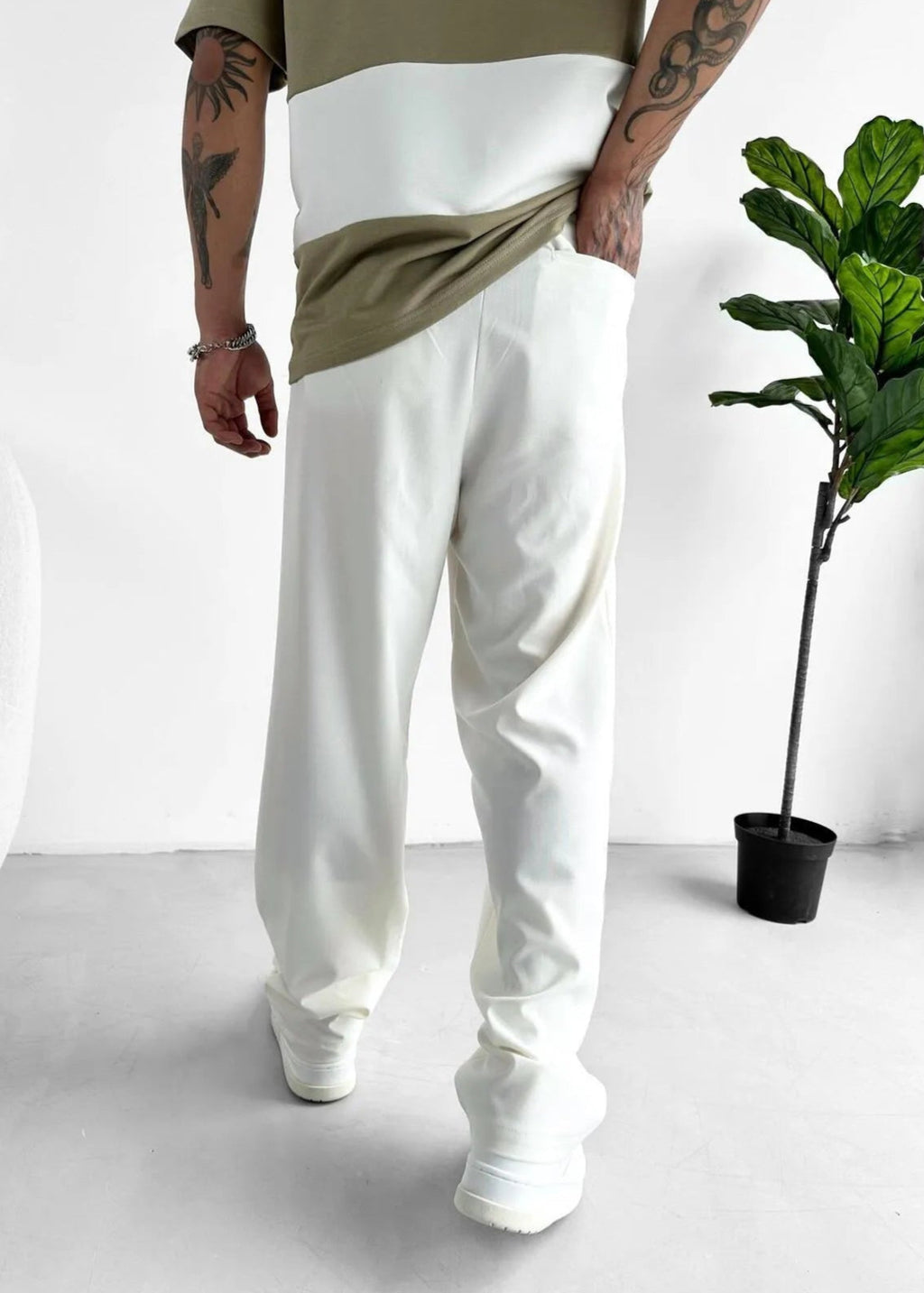 Men’s Straight-Leg Chinos – Relaxed Fit Casual Trousers with Tailored Style & All-Day Comfort