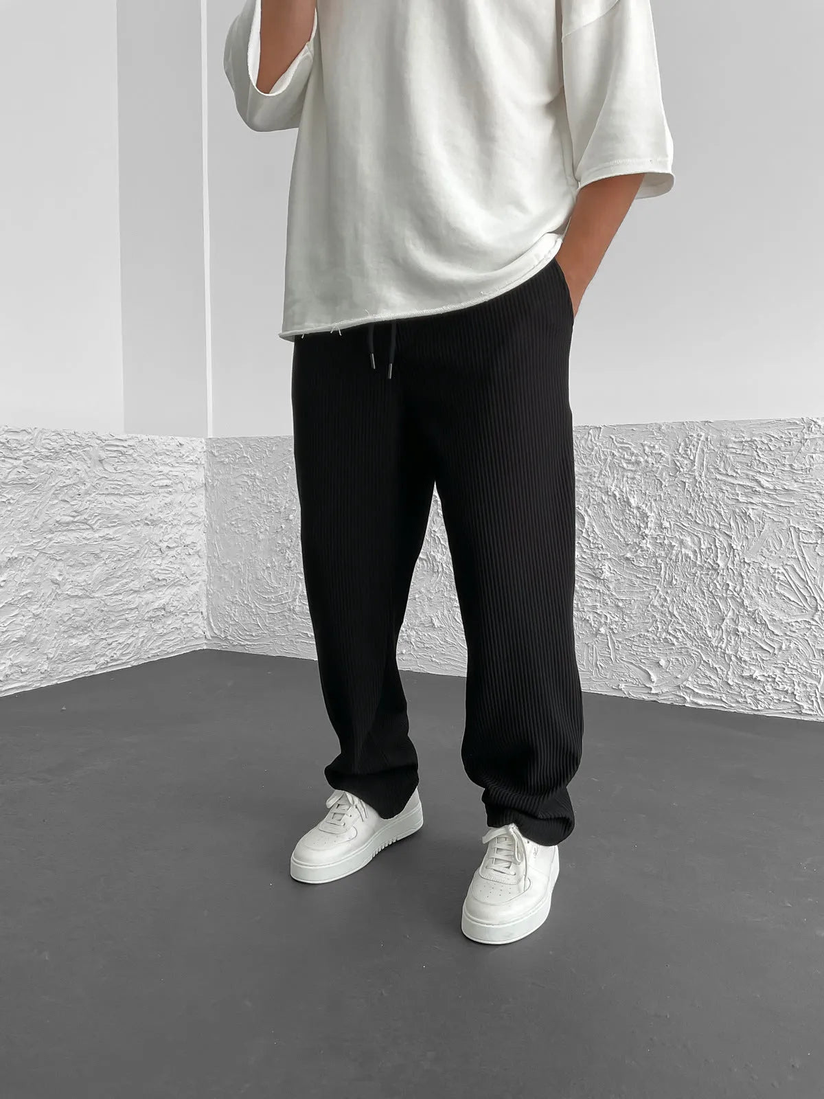 Relaxed Loose Ribbed Fit Trousers for Men - Comfortable Casual Style, High Waist, baggy straight leg Black