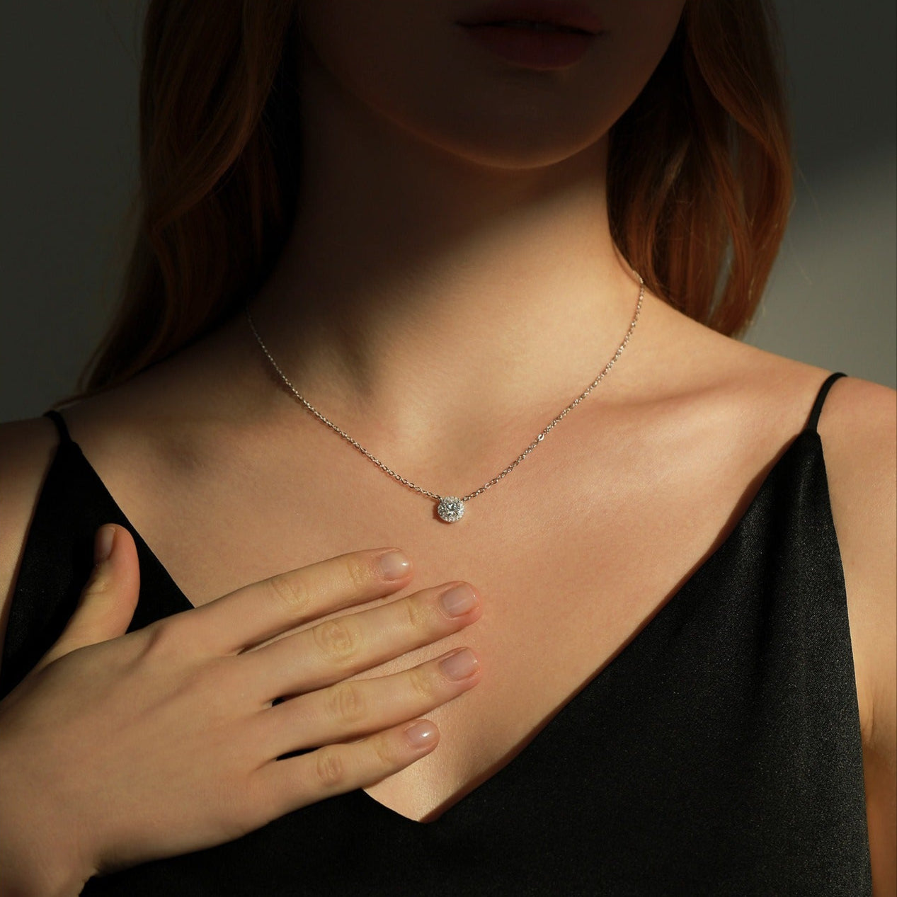 Sterling Silver Halo Pendant Necklace with Crystals – Elegant Jewellery, Hypoallergenic, Gift for Her