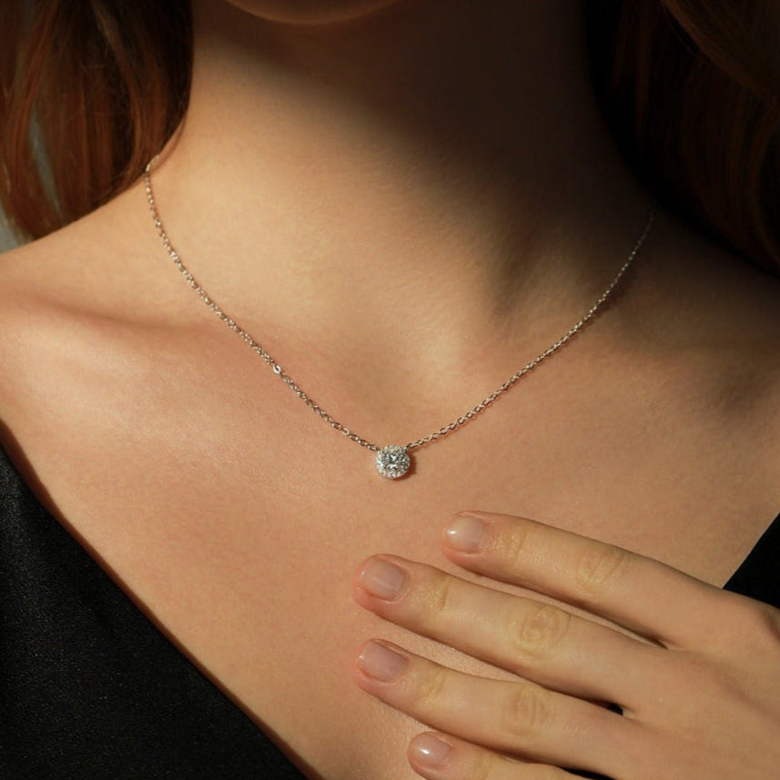 Sterling Silver Halo Pendant Necklace with Crystals – Elegant Jewellery, Hypoallergenic, Gift for Her