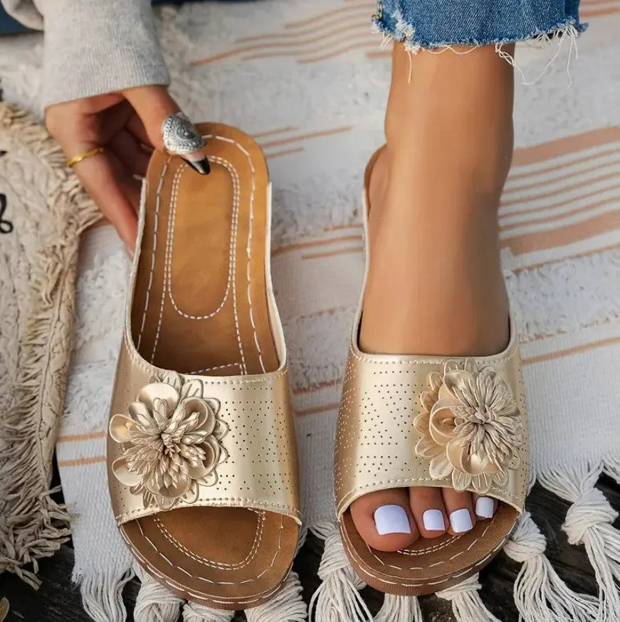 Women's Floral Design Orthopaedic Sandals - Comfortable Cushioned Sole & Elegant Style Gold