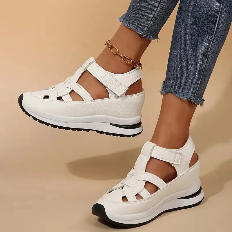 Women's Orthopaedic Sandals with Adjustable Straps & Cushioned Sole for Comfort and Style