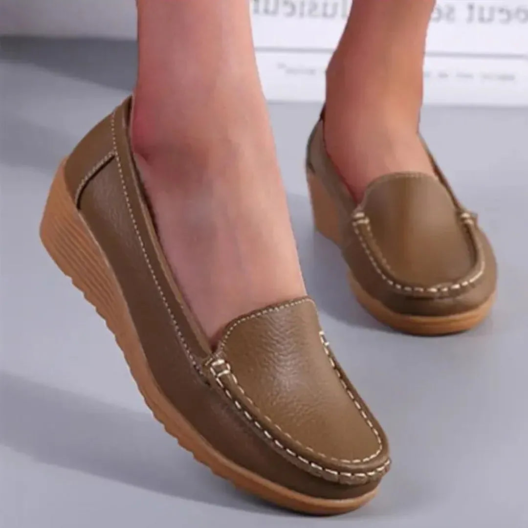 Women's Pain Relief Orthopaedic Slip-On Shoes - Comfortable, Supportive, and Stylish Footwear Khaki